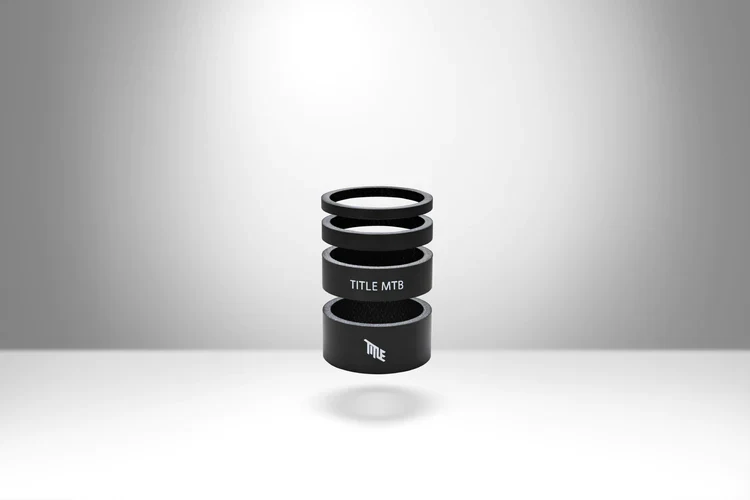 Kit espaciador de dirección de carbono TITLE Black